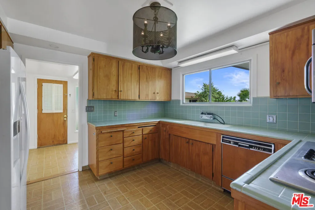 Beverly Hills, California 90210, United States, ,Land,Active,222388