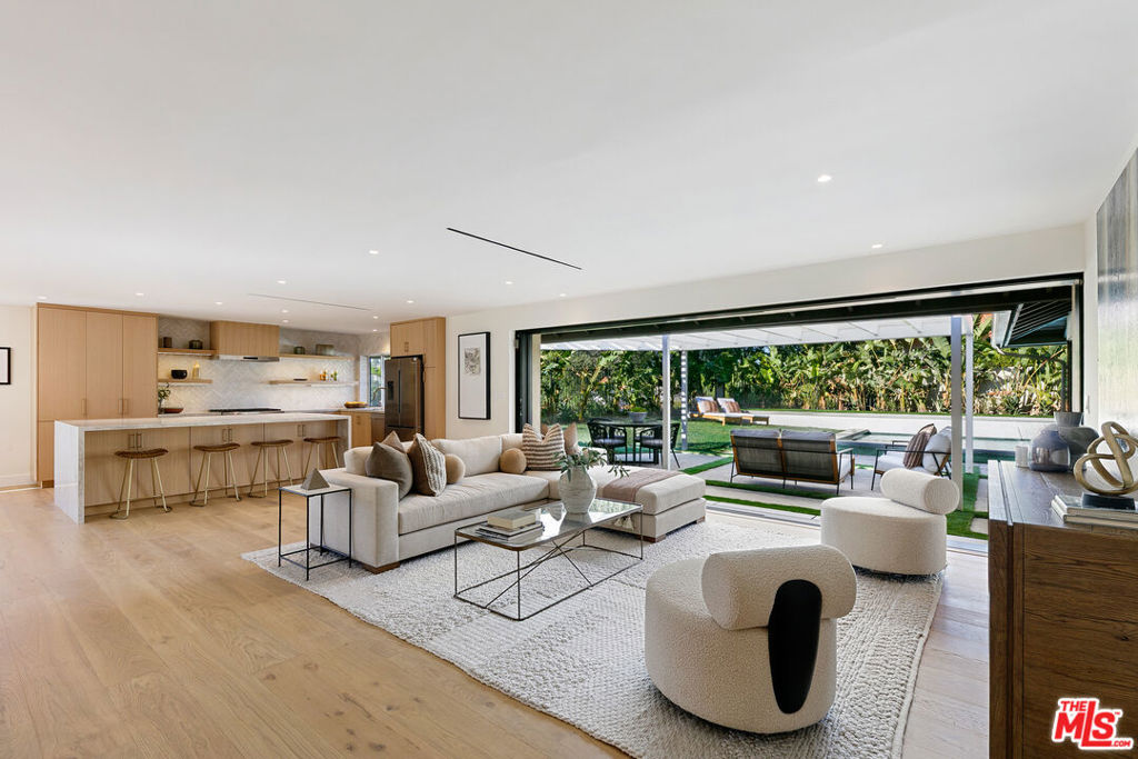 3804 Eddingham Avenue