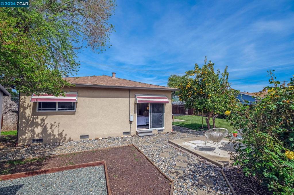 CLAYTON VALLEY - Residential