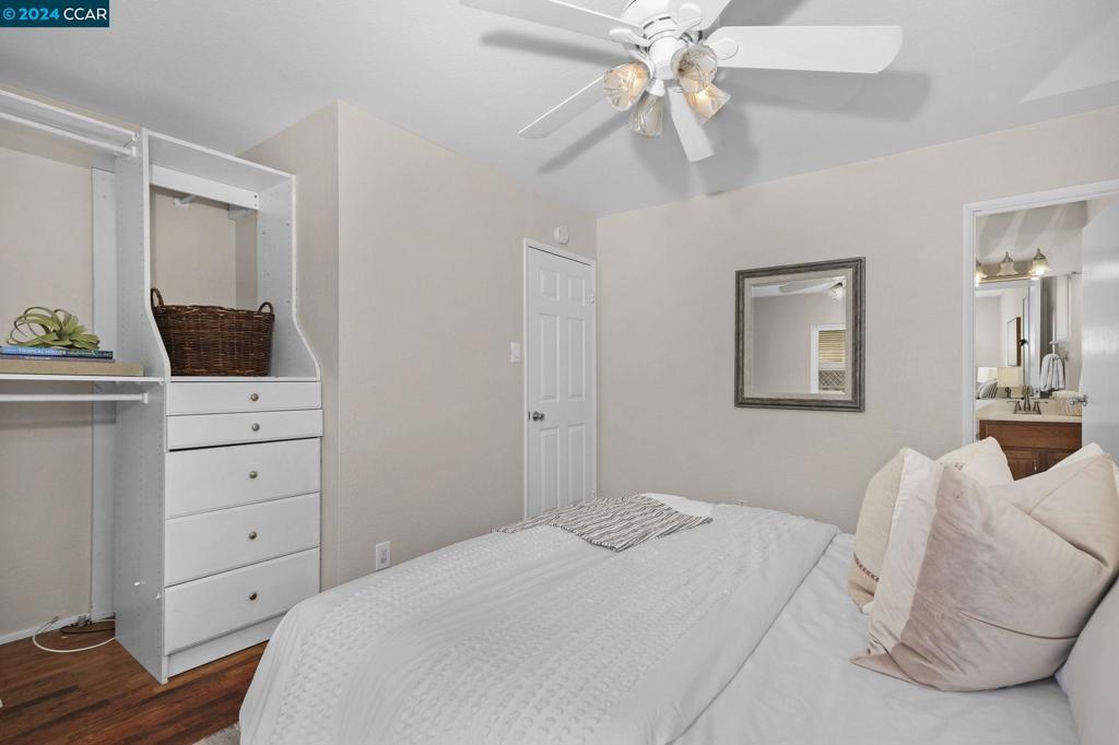 CLAYTON VALLEY - Residential