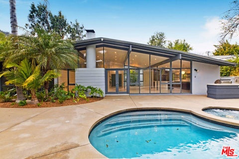 Photo of 7560 Lolina Lane, Los Angeles, CA 90046 (MLS # 26988797)