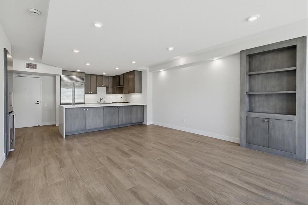 500 W Harbor 905