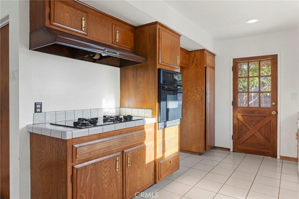 16451 Rhone