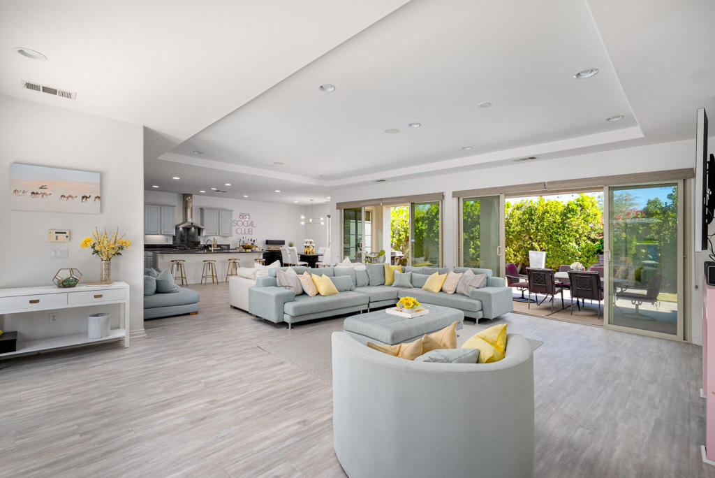 Enclave at Sunrise - Residential