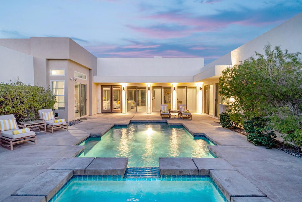 Photo of 2684 Isabella Way, Palm Springs, CA 92262 (MLS # 219137343DA)