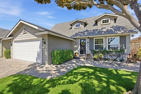 Photo of San Jose, CA 95123 (MLS # ML82045343)