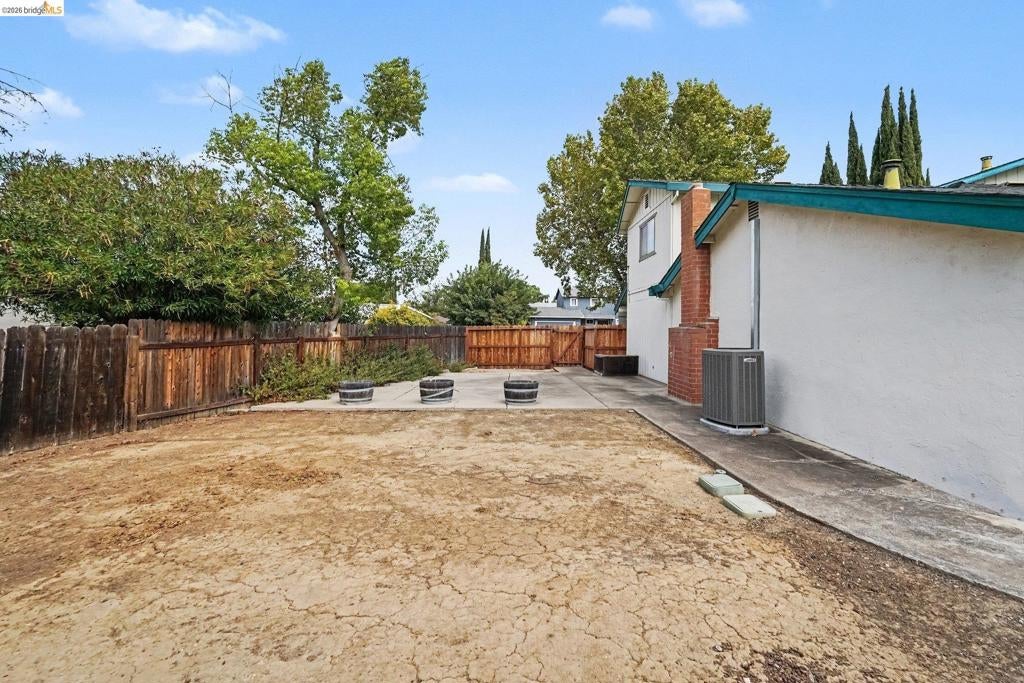 3008 Harrison Pl