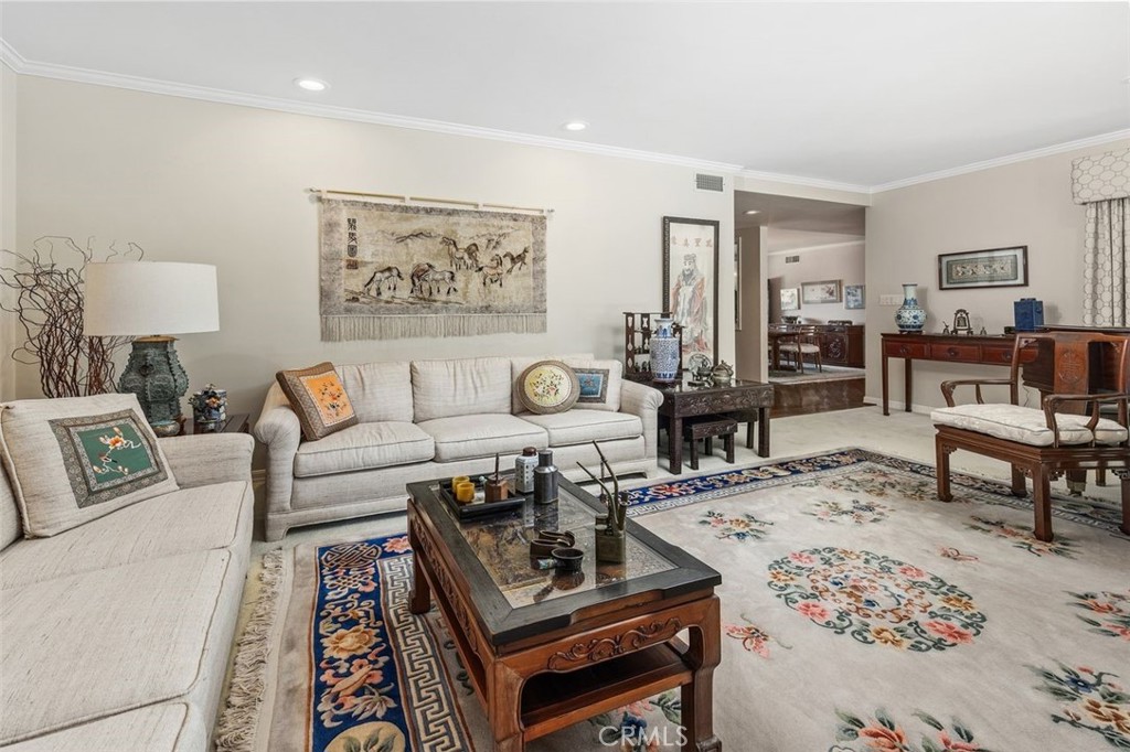 16903 Oak View Drive
