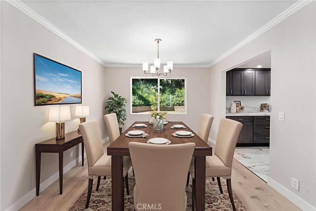 5128 E Cerritos Drive