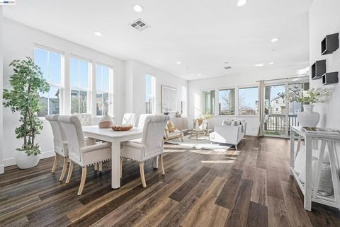 Photo of 37645 Bay Crest Rd Rd, Newark, CA 94560 (MLS # 41129507)