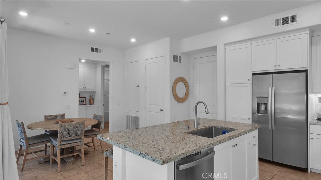 27410 Merlin Pl. 203