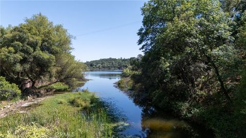 Photo of 16985 Knollview DR, Hidden Valley Lake, CA 95467 (MLS # LC26101215)