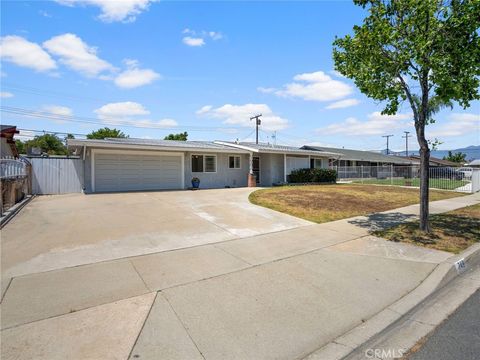 Photo of 749 N Humboldt AVE, Ontario, CA 91764 (MLS # OC26105666)