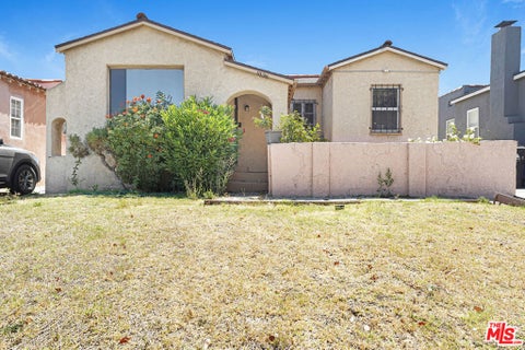 Photo of 9136 S Harvard Boulevard, Los Angeles, CA 90047 (MLS # 26870801)