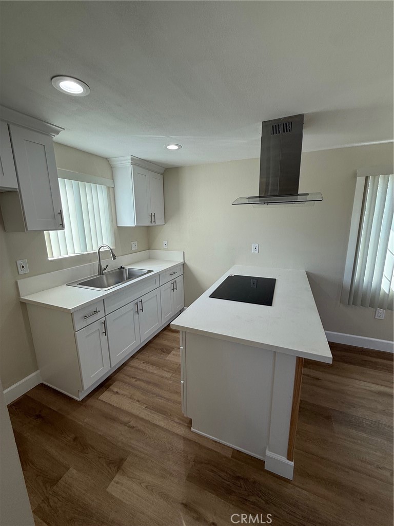 735 N Bush St.  Unit B