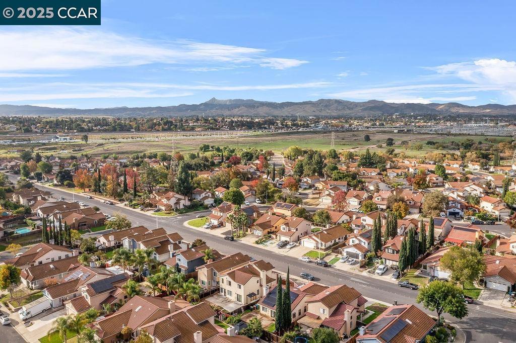 ALMOND RIDGE - Residential