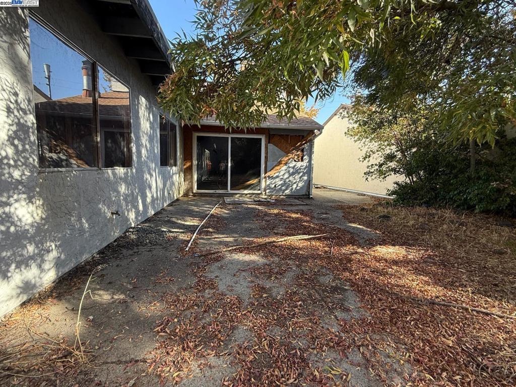 PLEASANTON - Residential
