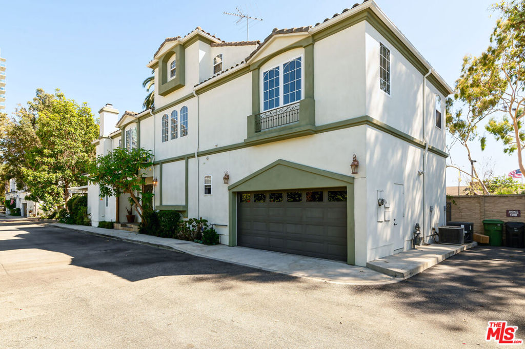 Stunning and spacious family-style home located in an exclusive gated community in Marina del Rey, offering luxury living just steps from the harbor. This residence boasts a generous floor plan with multiple living areas, a versatile bonus loft, and a rooftop terrace with treetop views and ocean breezes. The primary suite is a true retreat, featuring its own fireplace, private balcony, walk-in closet, and a spa-inspired bathroom with marble finishes, dual vanities, frameless dual-headed shower, and jacuzzi tub. Three additional bedrooms and a full bathroom with dual vanities provide ample space for family or guests. Perfectly positioned across the street from the harbor, yacht clubs, Marina Beach, and the Ritz Carlton, this home offers both convenience and elegance. Available for short, mid, or long-term lease, with listed price reflecting a yearly lease.