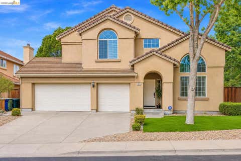 Photo of 1937 Paradise Peak Ct, Antioch, CA 94531 (MLS # 41145030)