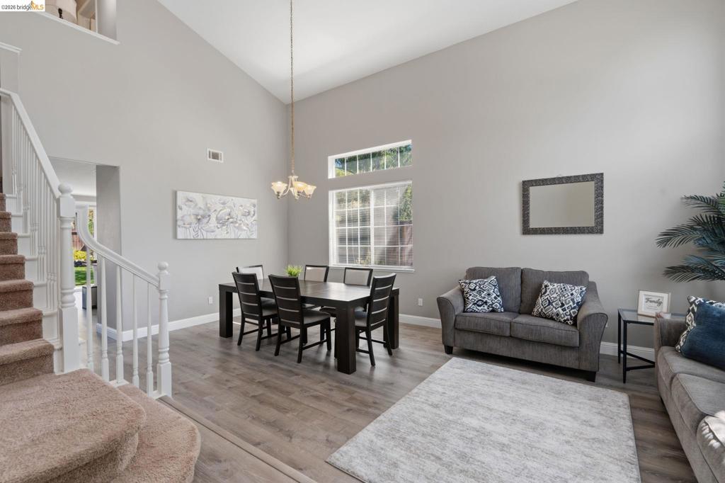 1937 Paradise Peak Ct