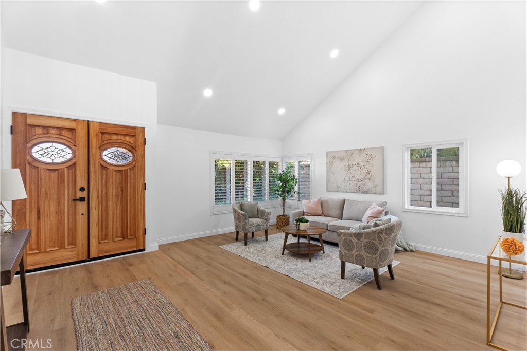 Lake Forest Keys (LK) - Residential