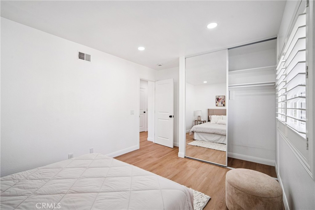 Lake Forest Keys (LK) - Residential