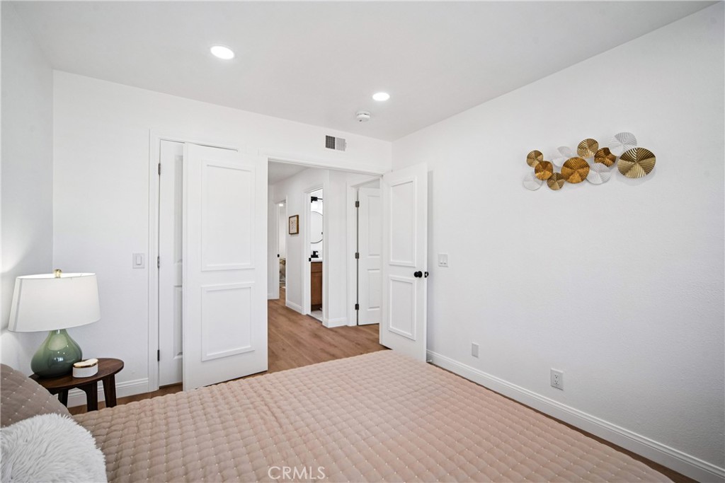 Lake Forest Keys (LK) - Residential