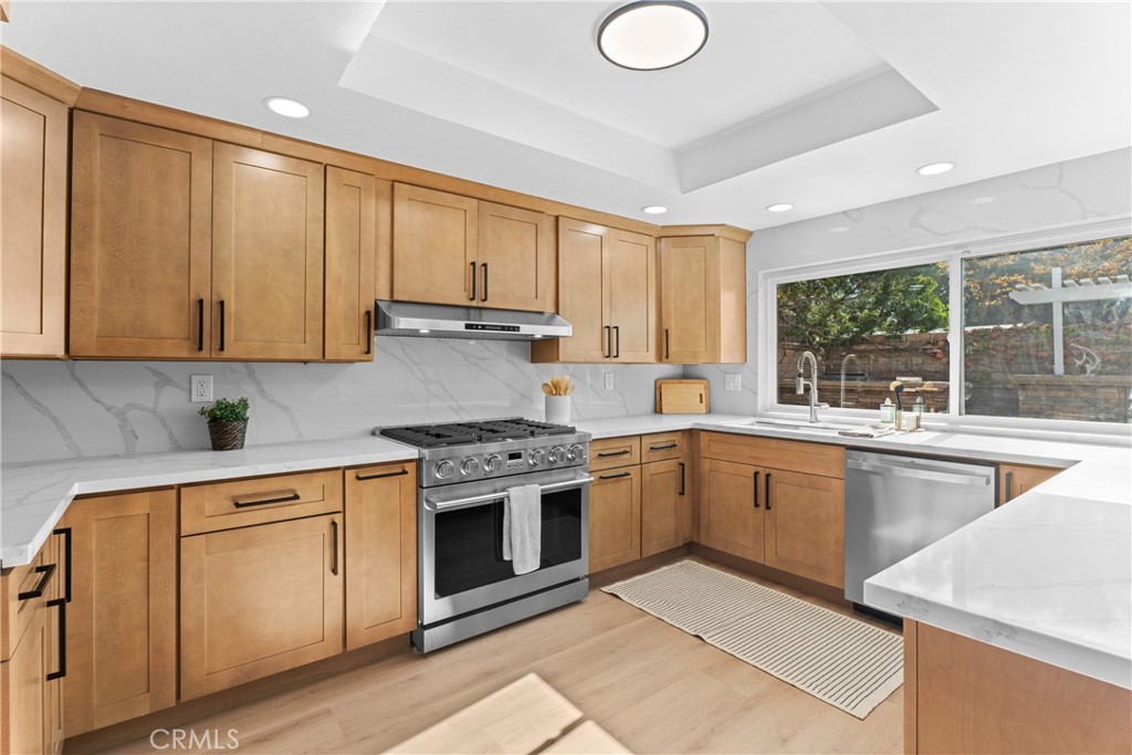 Lake Forest Keys (LK) - Residential