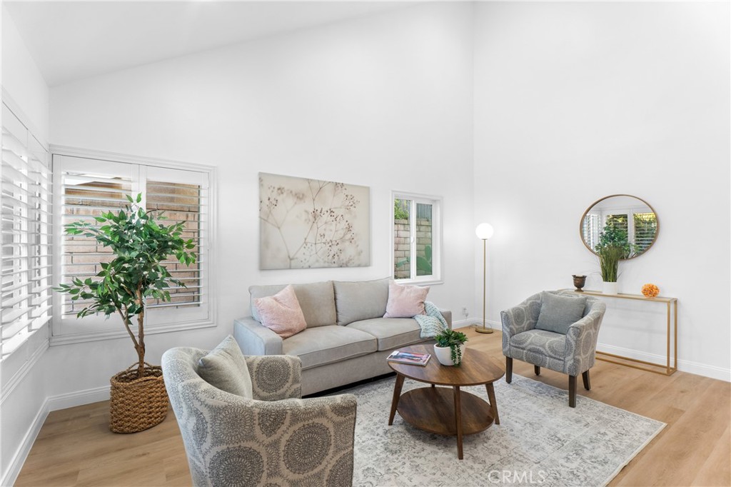 Lake Forest Keys (LK) - Residential