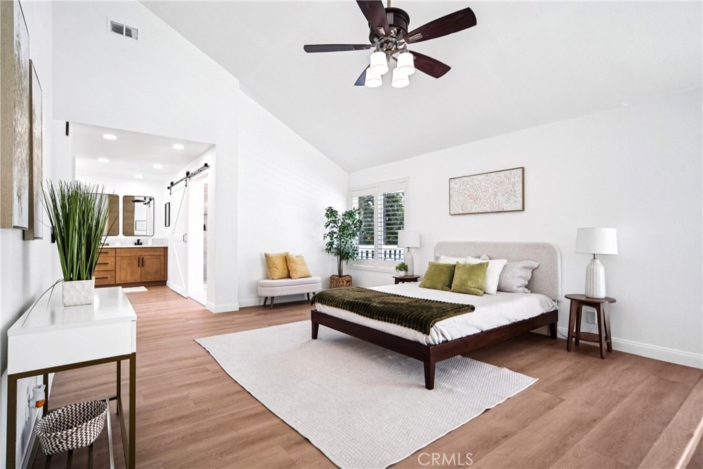 Lake Forest Keys (LK) - Residential