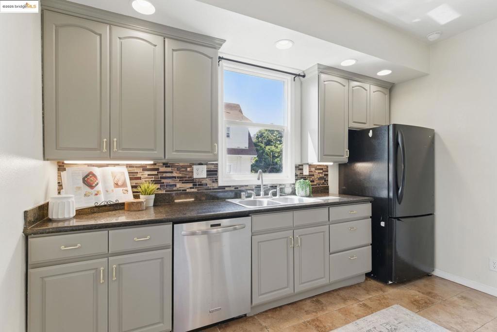 Longefellow - Residential