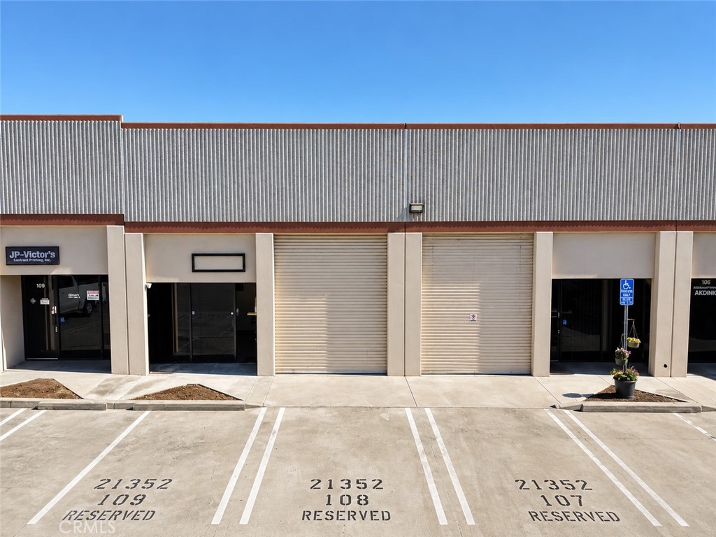 21352 Nordhoff