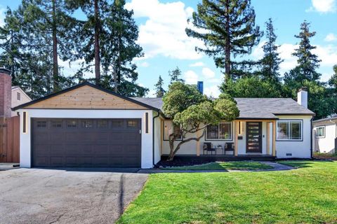 Photo of 2089 Laurelei Avenue, San Jose, CA 95128 (MLS # ML82043313)