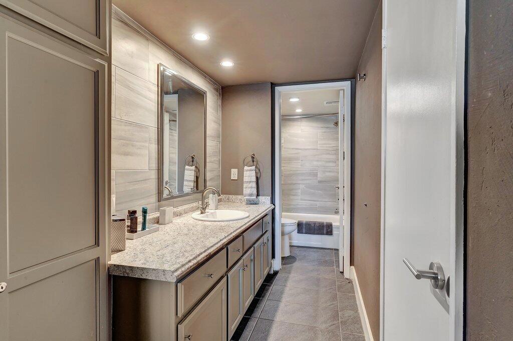 Ramon Estados - Residential