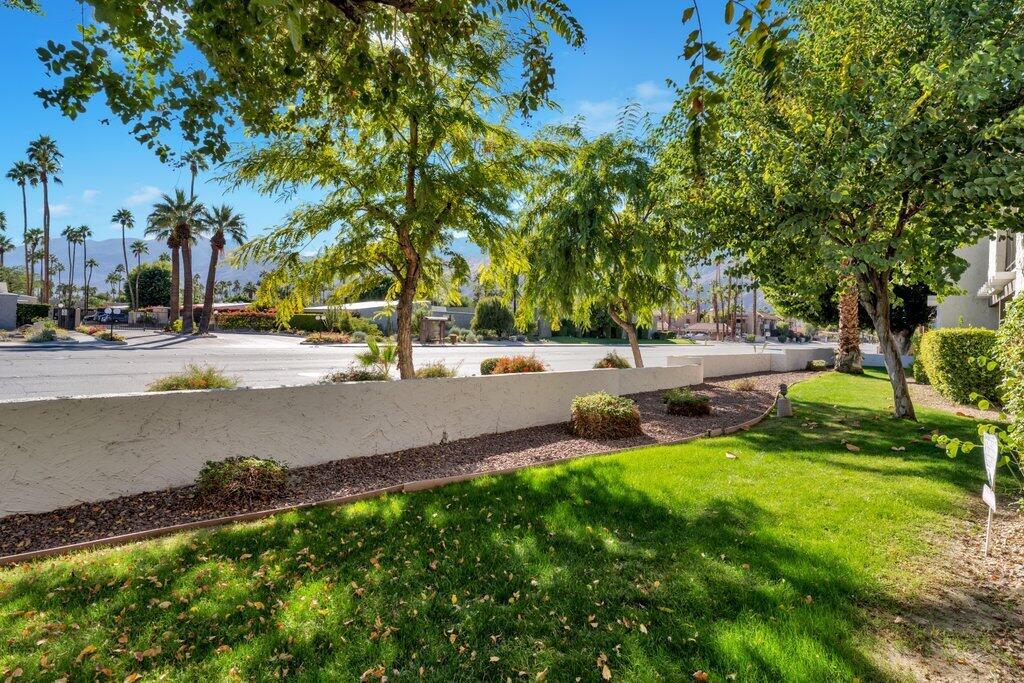 Ramon Estados - Residential