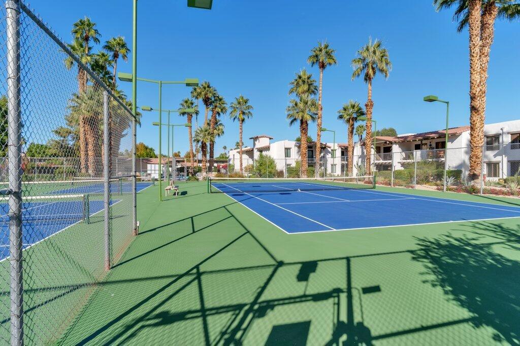 Ramon Estados - Residential