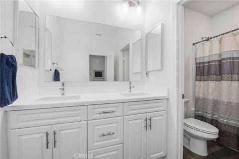 Tiny photo for 1724 Valley Oak Way, Oceanside, CA 92056 (MLS # ND26225279)