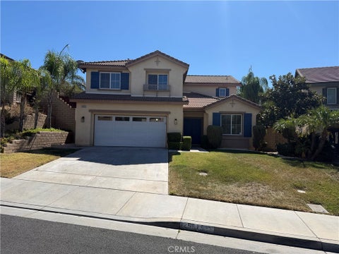 Photo of 25975 Avenida Classica, Moreno Valley, CA 92551 (MLS # IV26223771)