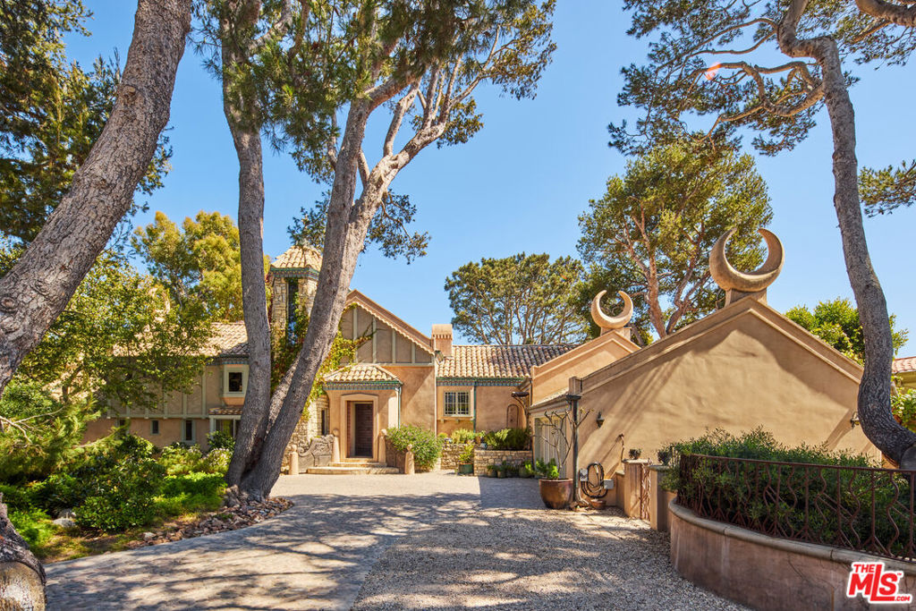28980 Cliffside Drive