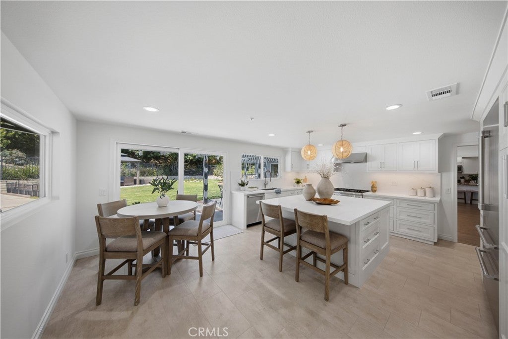 880 Avenida Acapulco, San Clemente CA 92672 - Photo 11