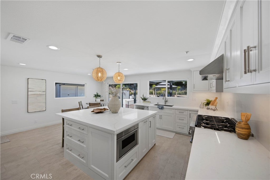 880 Avenida Acapulco, San Clemente CA 92672 - Photo 10