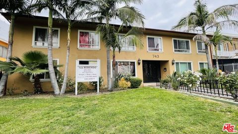 Photo of 743 S Berendo Street, Los Angeles, CA 90005 (MLS # 26633191)