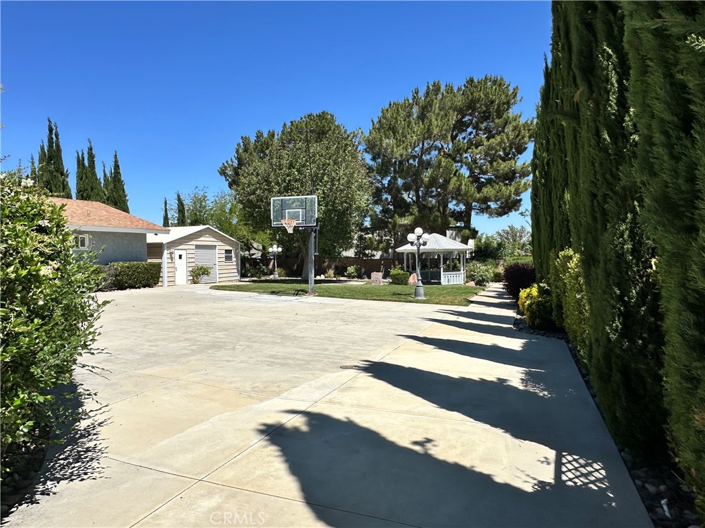 4761 W Avenue N, Lancaster, CA, 93536, USA, 6 Bedrooms Bedrooms, ,4 BathroomsBathrooms,Residential,Active,4761 W Avenue N,SR26106408