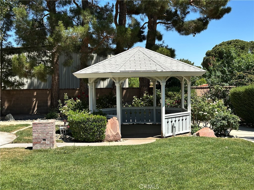 4761 W Avenue N, Lancaster, CA, 93536, USA, 6 Bedrooms Bedrooms, ,4 BathroomsBathrooms,Residential,Active,4761 W Avenue N,SR26106408