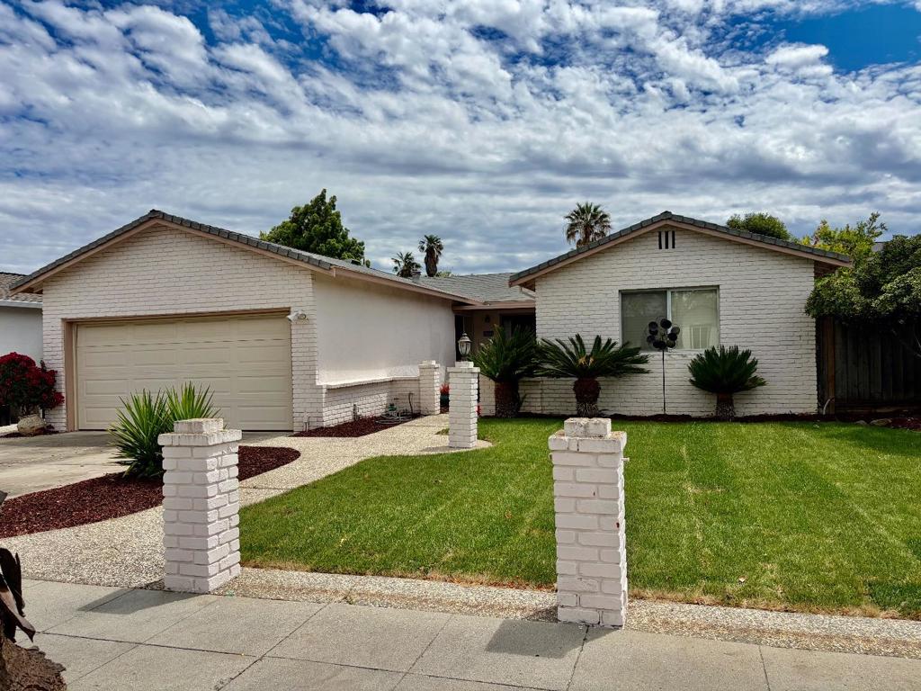 5988 Indian Avenue, San Jose CA 95123