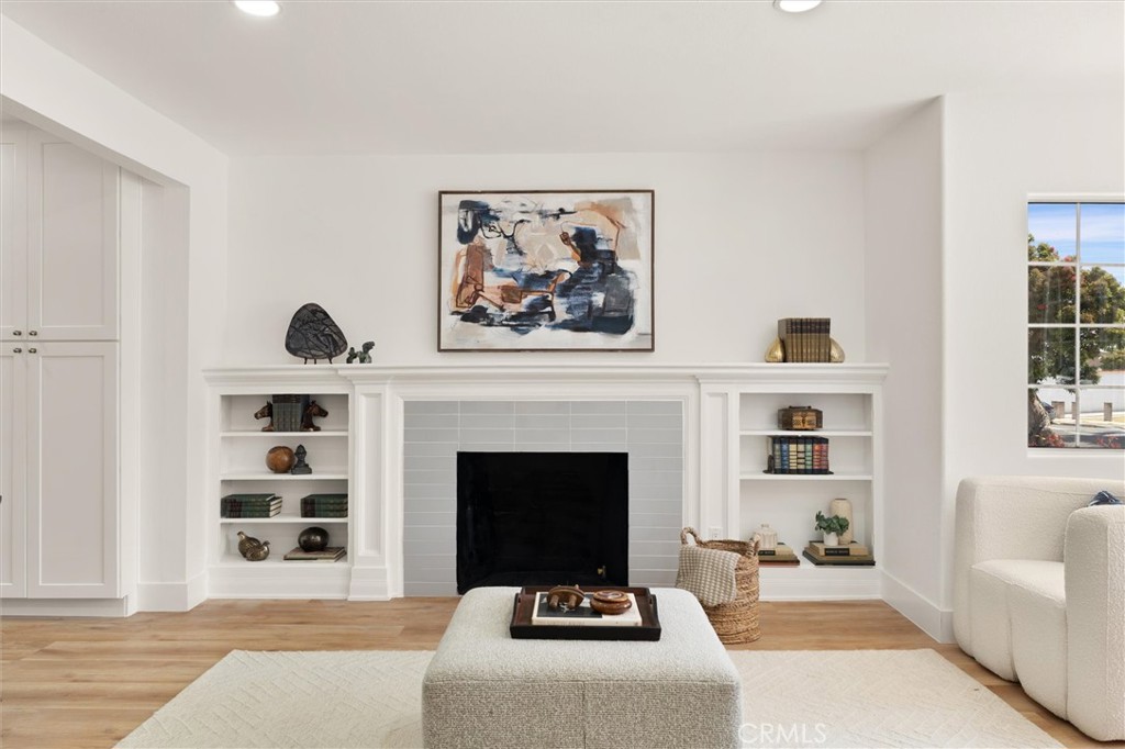 5732 Hillcrest Drive