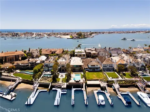 12 Harbor Island, Newport Beach, CA 92660 - MLS#: NP26087248