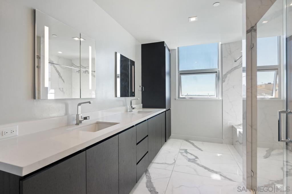 Downtown - Residential Lease