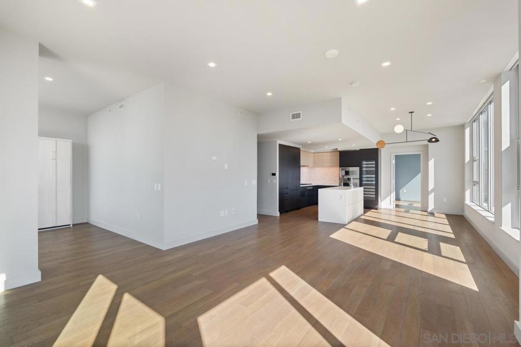 Downtown - Residential Lease