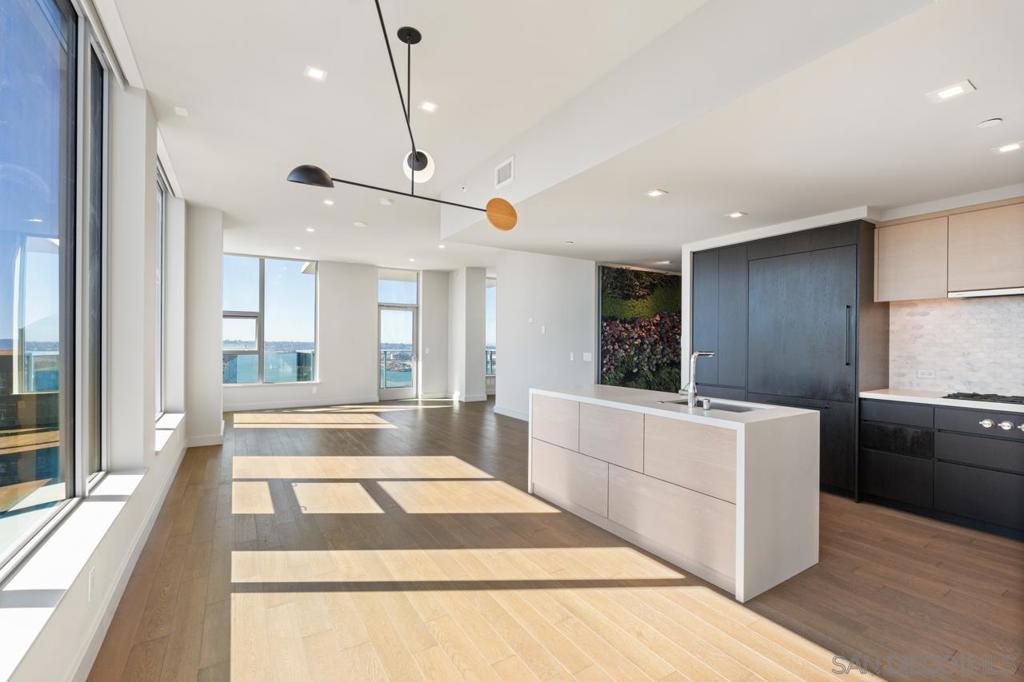 Downtown - Residential Lease